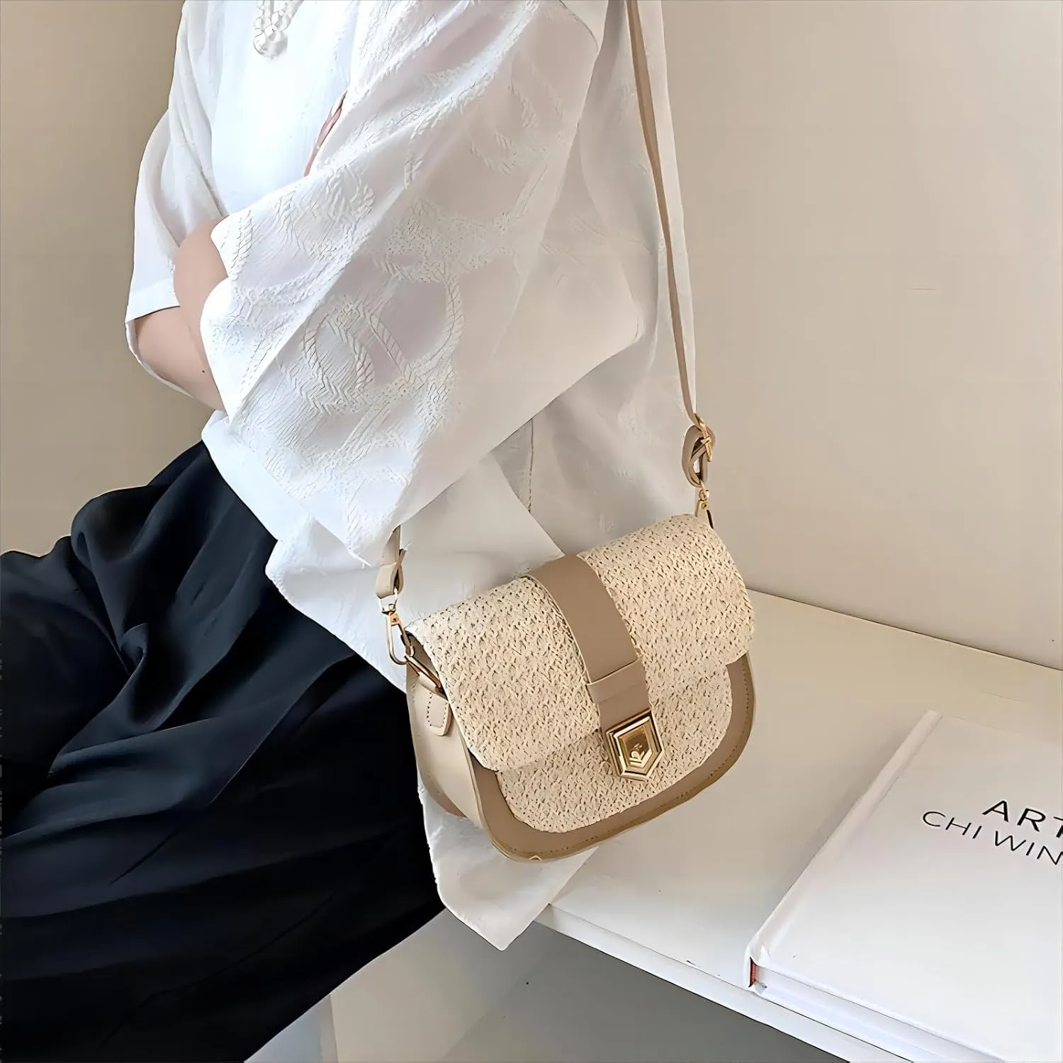 CHARMORE Crossbody Bag for Women Small Straw Beach Shoulder Bag Stylish Woven Bags Travel Handbags