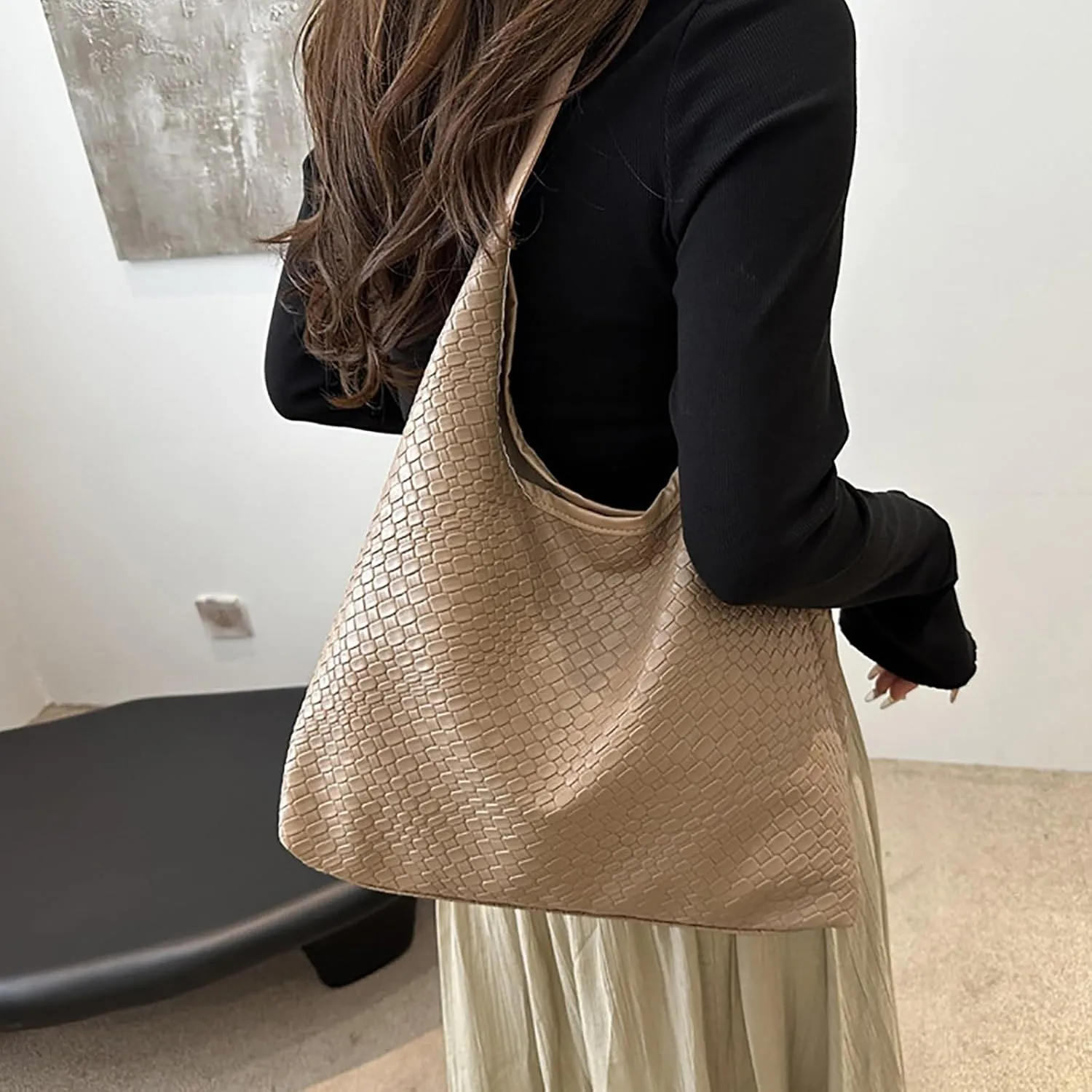 Essential Hobo Crossbody Crescent Crossbody Bag for Women Nylon Shoulder Hobo Purse with Adjustable Strap