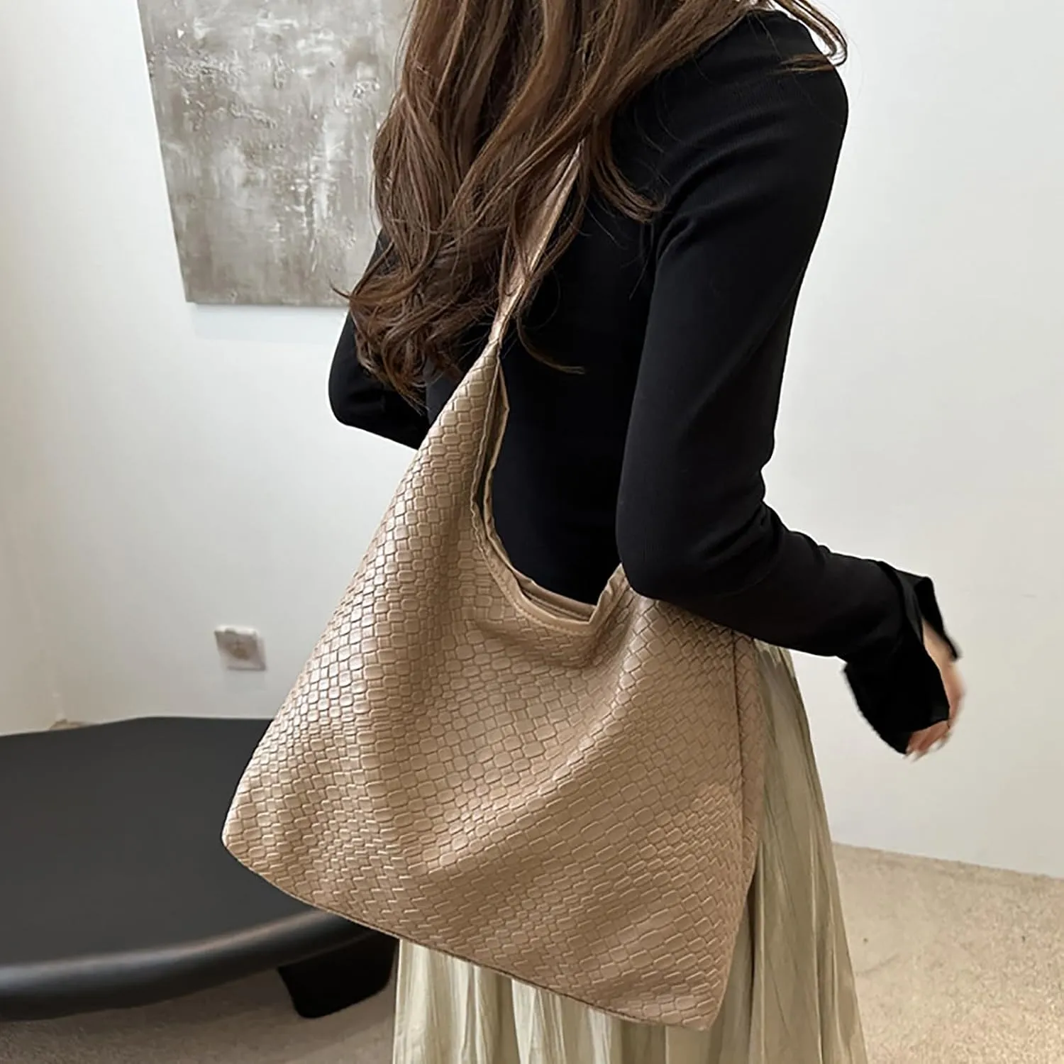 Essential Hobo Crossbody Crescent Crossbody Bag for Women Nylon Shoulder Hobo Purse with Adjustable Strap