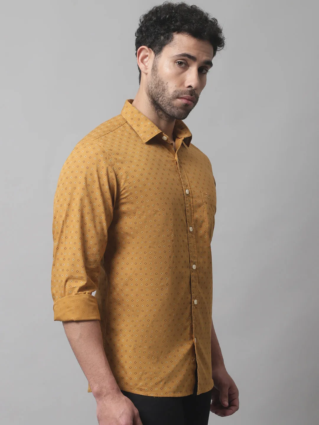 Men's Mustard Casual Geometric Print Full Sleeve Shirt