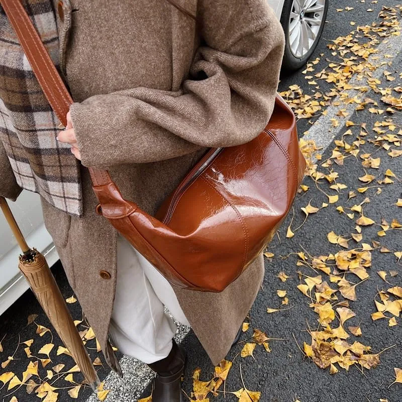 Women Stylish Shoulder Bag PU Large Capacity Dumpling Bag Crossbody Bag Hobo Bag Vintage Purse Satchel Bag Work Bag