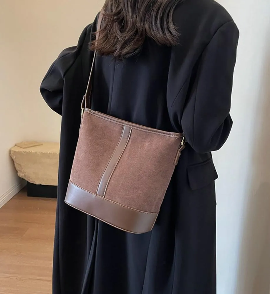 Women Stylish Suede Underarm Bag Vintage Large Capacity Hobo Bag Tote Satchel Chic Shoulder Crossbody Bag Purse with Zipper